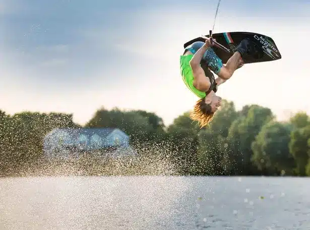 0_Wakeboarding-at-Lakeside-Ski-and-Wake.jpg
