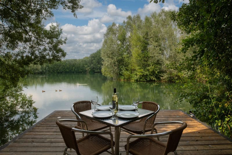 Dinner with a view of the lake