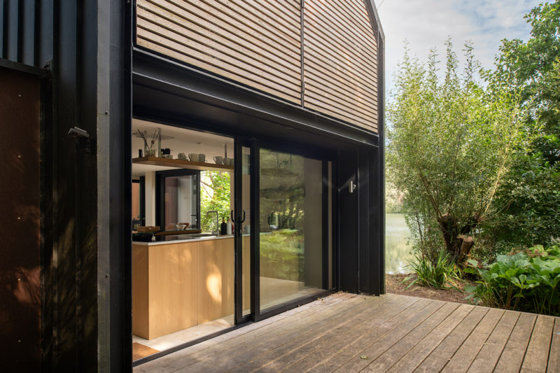 Entrance to Island Lodge - Our luxury holiday home in The Cotswolds