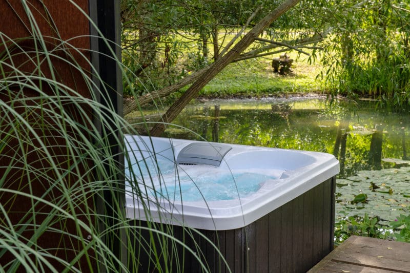 Private Hot Tub at Luxury Holiday Home in The Cotswolds