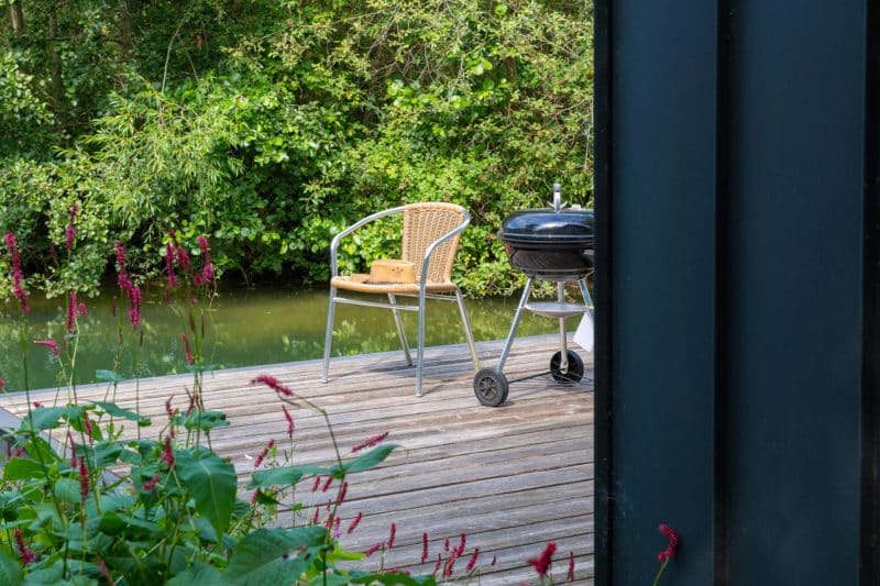 BBQ and out-door dining at Island