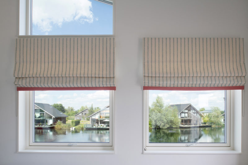 Duck House master bedroom views over the lake