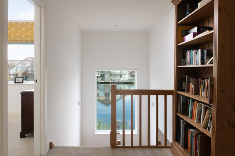 Duck house landing with library