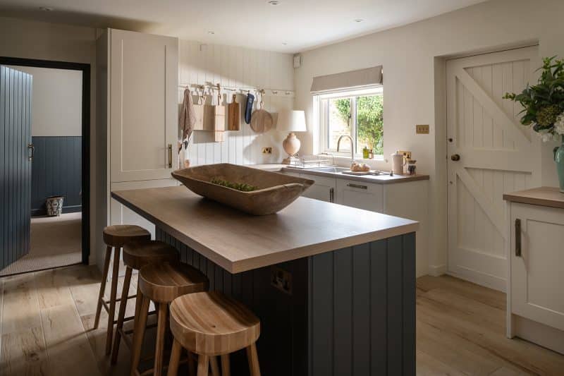 Kitchen - Hill View - A Cosy Cottage in the Heart of Burford