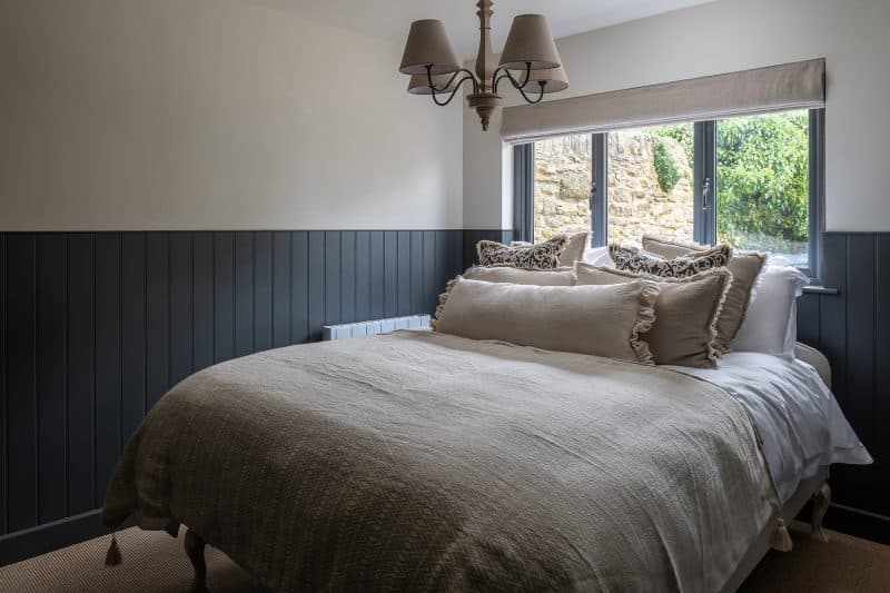 Luxuriously comfortable bed - Hill View - A Cosy Cottage in the Heart of Burford