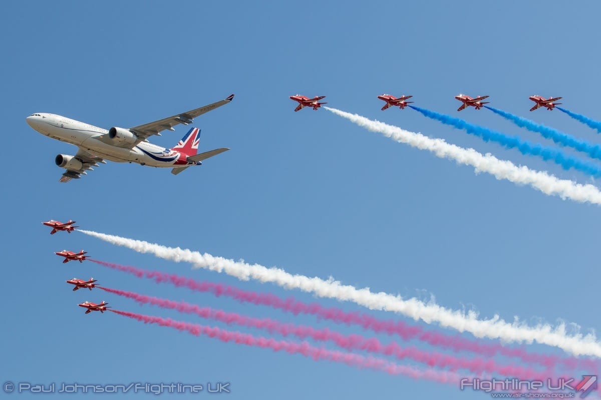 RIAT25 - Red Arrows in formation behind an Airbus