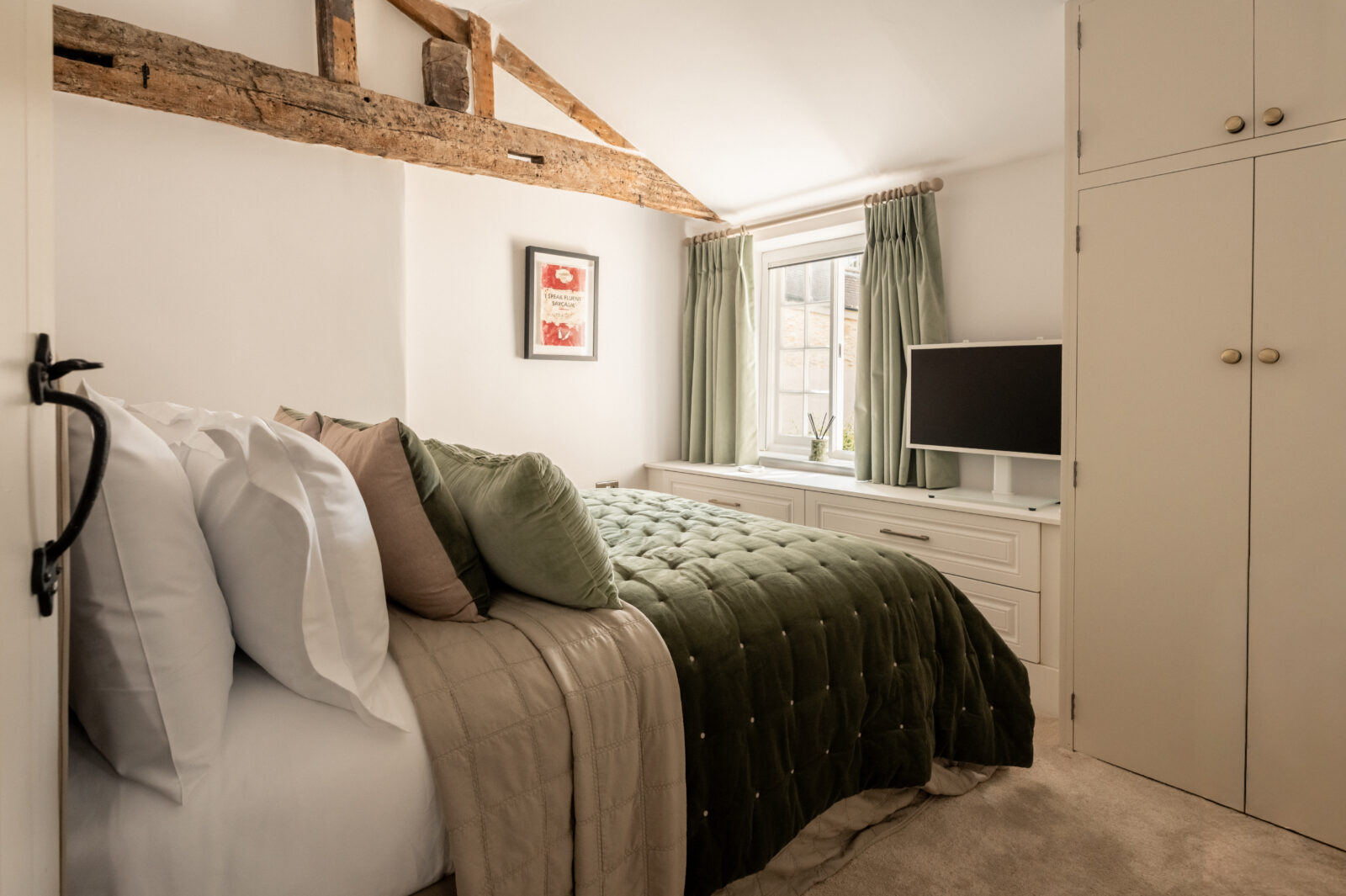 2nd Bedroom